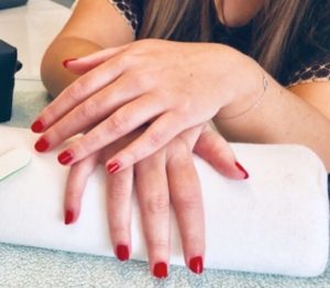 soin visage massage maquillage institut mariage esthéticienne Hirson , Neuve-maison, Saint-michel, Watigny, Buire, Clairefontaine, Mondrepuis, Landouzy-la-ville, Luzoir, Origny-en-thierache, La capelle, Signy le petit, Wimy, Ohis, Effry, Le chaudron